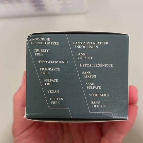 Veracity bioevolve moisturizer - Picture 2 of 5